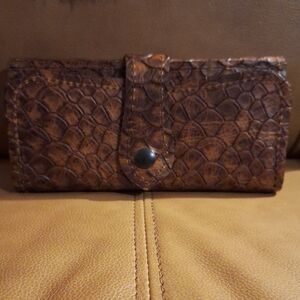 Brown Textured Women's Wallet